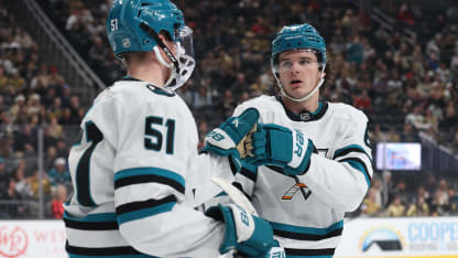 SJS@VGK: Graf scores goal against Carter Hart 