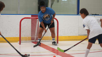 Color of Hockey Raven Payne making impact with Cleveland kids