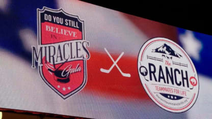 Pavelich honored by 'Miracle on Ice' teammates