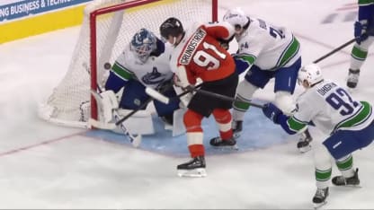 Grundström håller sig framme och nätar