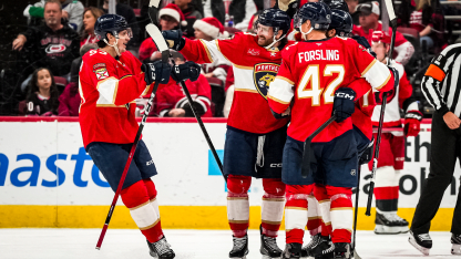 Florida Panthers Carolina Hurricanes game recap December 23 2025